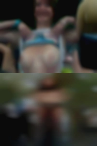 Pussy girls sexy in plain view.