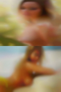 130kg woman naked so pretty hefty.